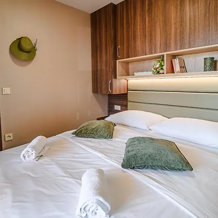 Premium Mobile Homes With Thermal Riviera Tickets Catez ob Savi Exterior photo