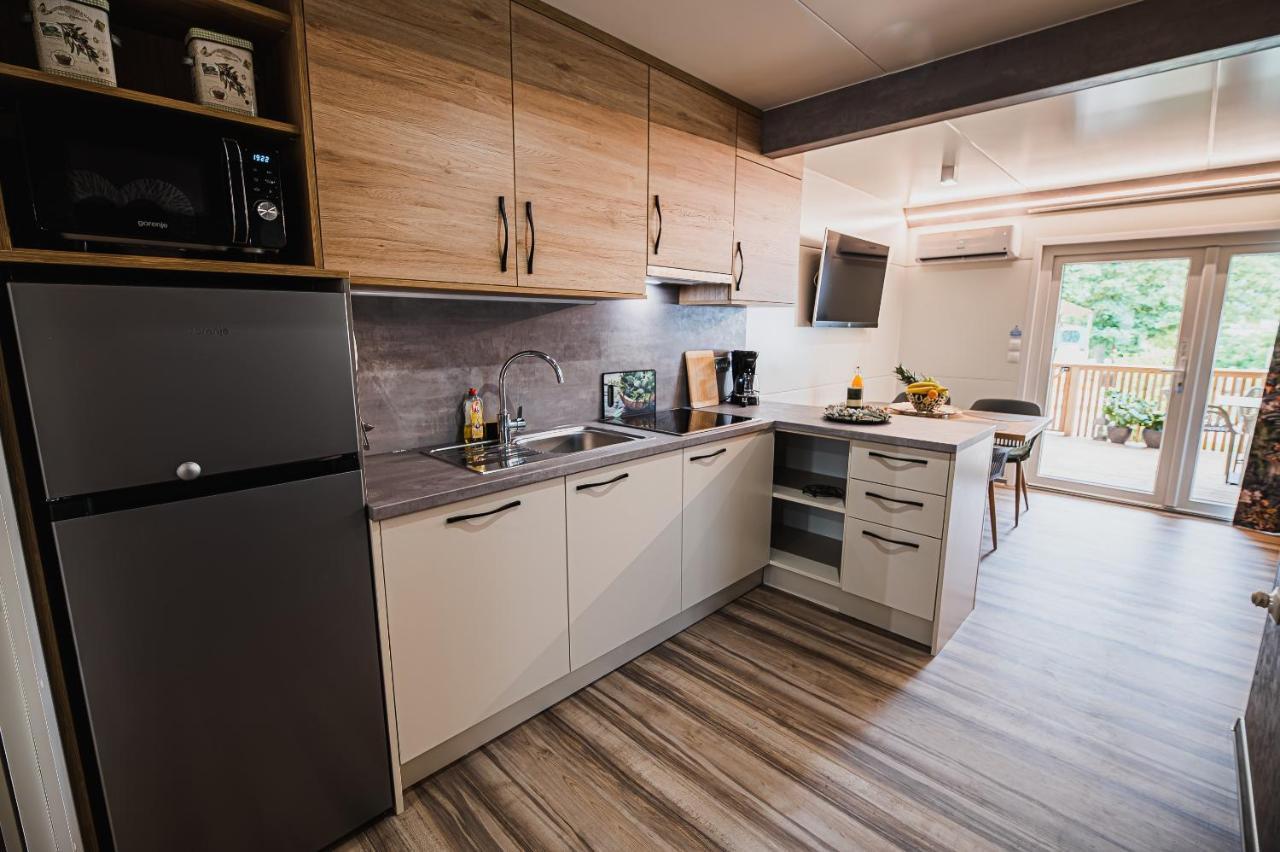 Vikendica Premium Mobile Homes With Thermal Riviera Tickets *