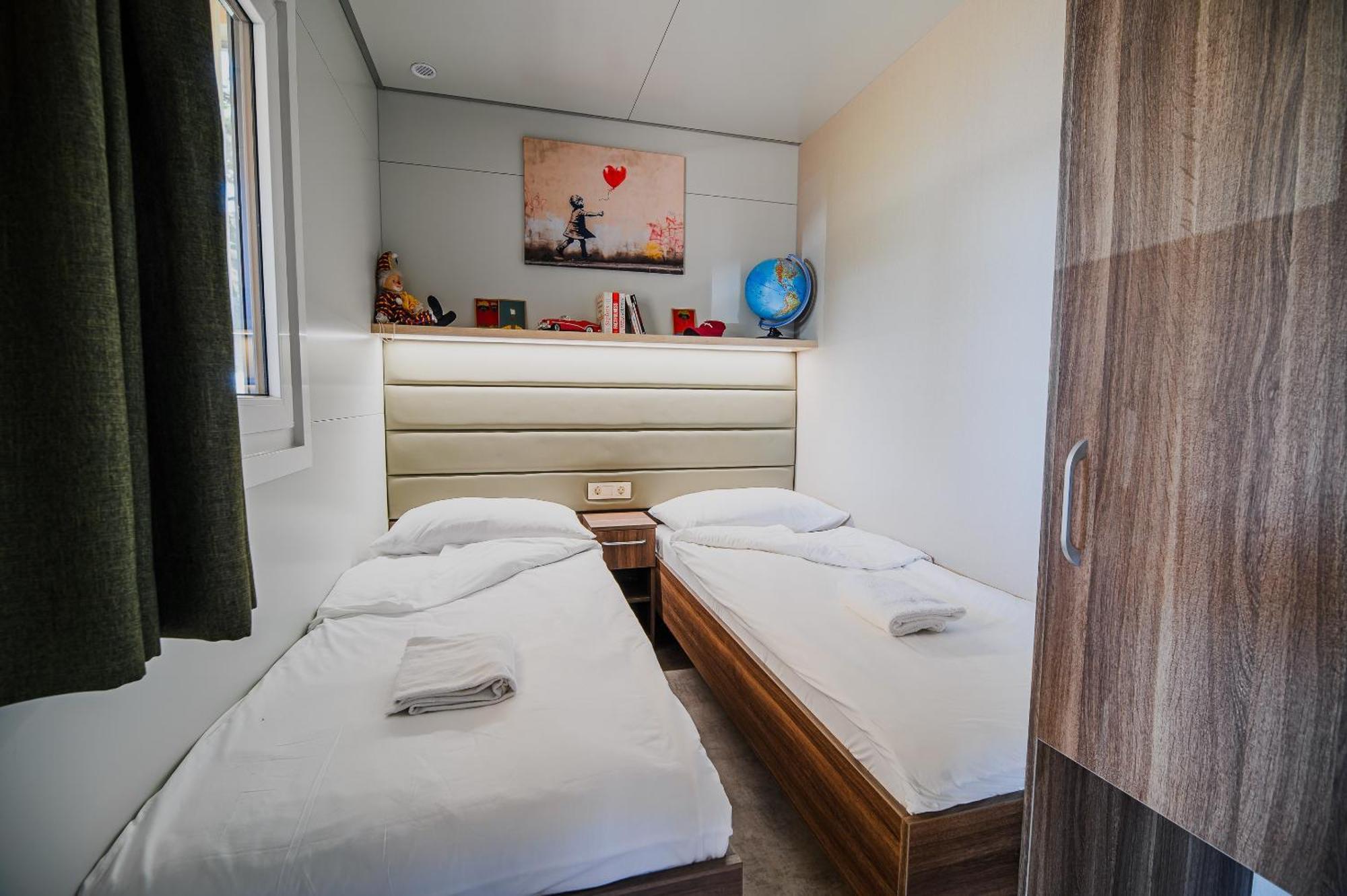 Premium Mobile Homes With Thermal Riviera Tickets Holiday home *